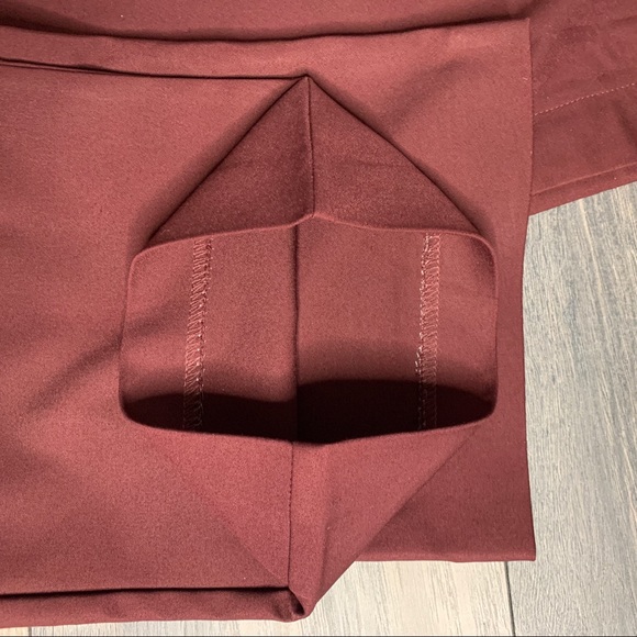 Essentials Sioni Dress Pants Size 10 Maroon/Wine - Picture 5 of 12